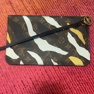 Louis Vuitton Monogram zebra Pouch